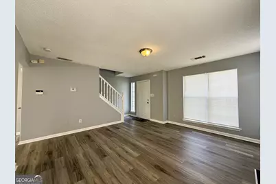 5684 Eagles Feather Lane, Riverdale, GA 30274 - Photo 8