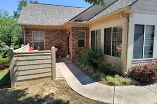 202 Silver Summit Dr SE, Conyers, GA 30094 - Photo 4