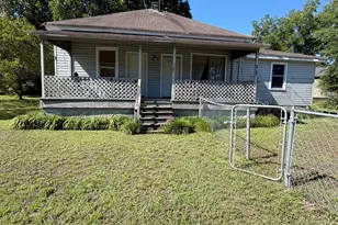 1773 Green St NE, Conyers, GA 30012 - Photo 2