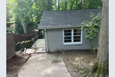 2086 Evergreen Lane NW, Atlanta, GA 30318 - Photo 1