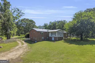 101 W Hendricks St, Bowman, GA 30624 - Photo 44