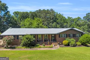 101 W Hendricks St, Bowman, GA 30635 - Photo 1