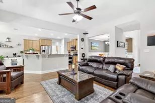 374 Austin Storey Cir, Newnan, GA 30263 - Photo 14