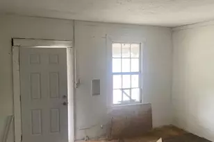 917 Fort Hill St, Macon, GA 31217 - Photo 12