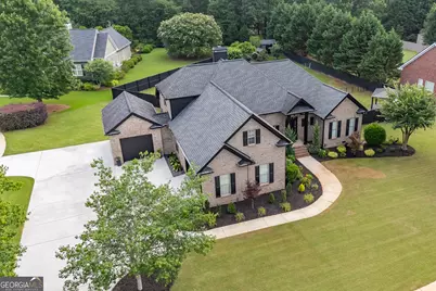 1070 Saint Albans Path, Watkinsville, GA 30677 - Photo 1