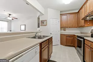 41 Newnan Lakes Dr, Newnan, GA 30263 - Photo 14