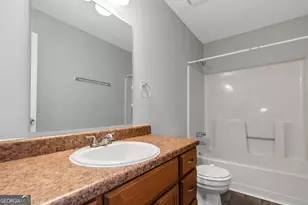3653 Chestnut Lake Ct, Jonesboro, GA 30236 - Photo 12