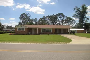 29 Pine Forest Ave, Hazlehurst, GA 31539 - Photo 2