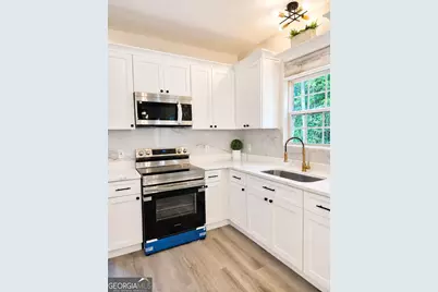 9005 Lemans Trail, Gainesville, GA 30506 - Photo 8