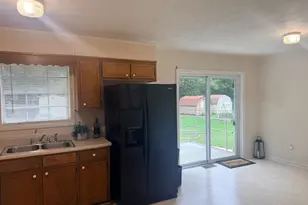 1064 Meadowbrook Ln NW, Conyers, GA 30012 - Photo 4