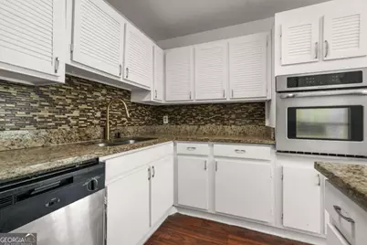 1268 S Indian Creek Drive, Stone Mountain, GA 30083 - Photo 20