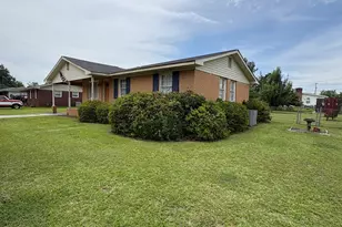 426 Moye Dr, Sandersville, GA 31082 - Photo 4