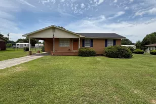 426 Moye Dr, Sandersville, GA 31082 - Photo 1