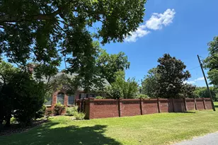 808 Harvey St, Millen, GA 30442 - Photo 4