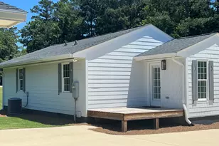 272 Lakeview Dr, Winterville, GA 30683 - Photo 12