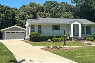 272 Lakeview Dr, Winterville, GA 30683 - Photo 2