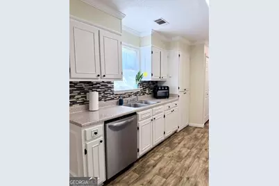 2422 Walden Way, Statesboro, GA 30458 - Photo 8