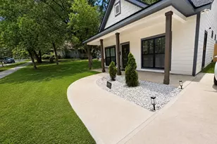 824 W Broad St, Griffin, GA 30223 - Photo 2