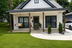 824 W Broad St, Griffin, GA 30223 - Photo 1