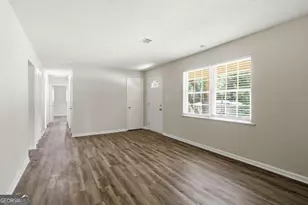 2017 Lindsey Ln, Decatur, GA 30035 - Photo 10