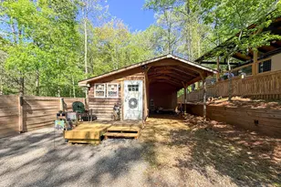 78 21st St, Ellijay, GA 30540 - Photo 2