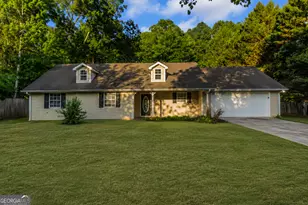 585 Mountainview Dr, Covington, GA 30016 - Photo 2
