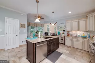 215 Oakwood Lakes Dr, Hampton, GA 30228 - Photo 12