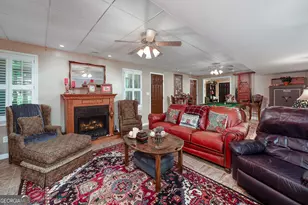 215 Oakwood Lakes Dr, Hampton, GA 30228 - Photo 38
