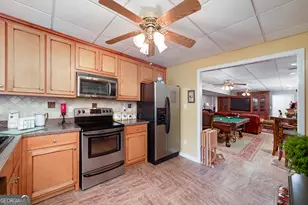 215 Oakwood Lakes Dr, Hampton, GA 30228 - Photo 42