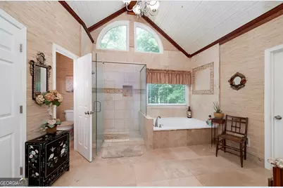 215 Oakwood Lakes Drive, Hampton, GA 30228 - Photo 20