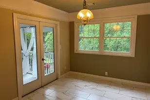 323 Trammell St, Calhoun, GA 30701 - Photo 10