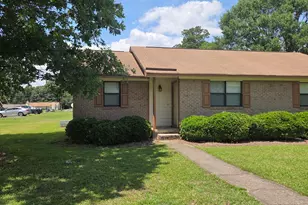 8437 Pineland Dr, Jonesboro, GA 30238 - Photo 1