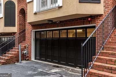 813 Clifton Heights Lane NE, Atlanta, GA 30329 - Photo 2