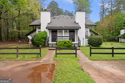 8506 Pineland Drive, Jonesboro, GA 30238 - Photo 1