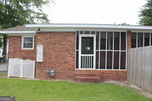 5 S Zetterower Ave, Statesboro, GA 30458 - Photo 12