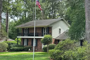 810 Stewart Ave, Union Point, GA 30669 - Photo 1