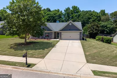 621 Lake Vista Drive, Jefferson, GA 30549 - Photo 2