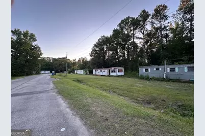 214 Blocker Street, Wadley, GA 30477 - Photo 6