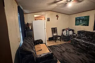 214 Blocker St, Wadley, GA 30477 - Photo 2