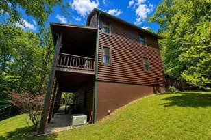 728 Deer Ln, Hiawassee, GA 30546 - Photo 20