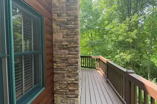 728 Deer Ln, Hiawassee, GA 30546 - Photo 14