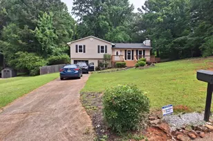 105 Elberta Dr, Newnan, GA 30265 - Photo 8