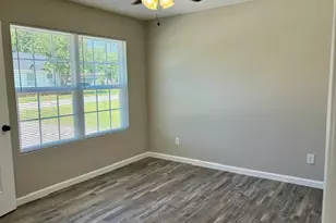 302 E 6th St, Vidalia, GA 30474 - Photo 6
