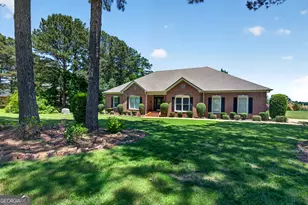 98 Prestwick Dr, Lagrange, GA 30241 - Photo 1