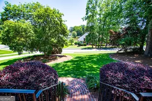 423 N Lakeshore Dr, Carrollton, GA 30117 - Photo 12