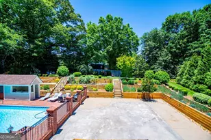 423 N Lakeshore Dr, Carrollton, GA 30117 - Photo 74