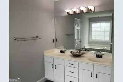 2730 Matlin Way, Buford, GA 30519 - Photo 12
