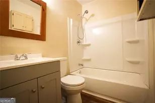 7598 Connell Dr, Jonesboro, GA 30236 - Photo 12