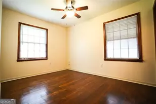 7598 Connell Dr, Jonesboro, GA 30236 - Photo 10