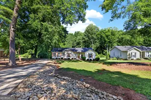 607 S Spring St, Greensboro, GA 30642 - Photo 2